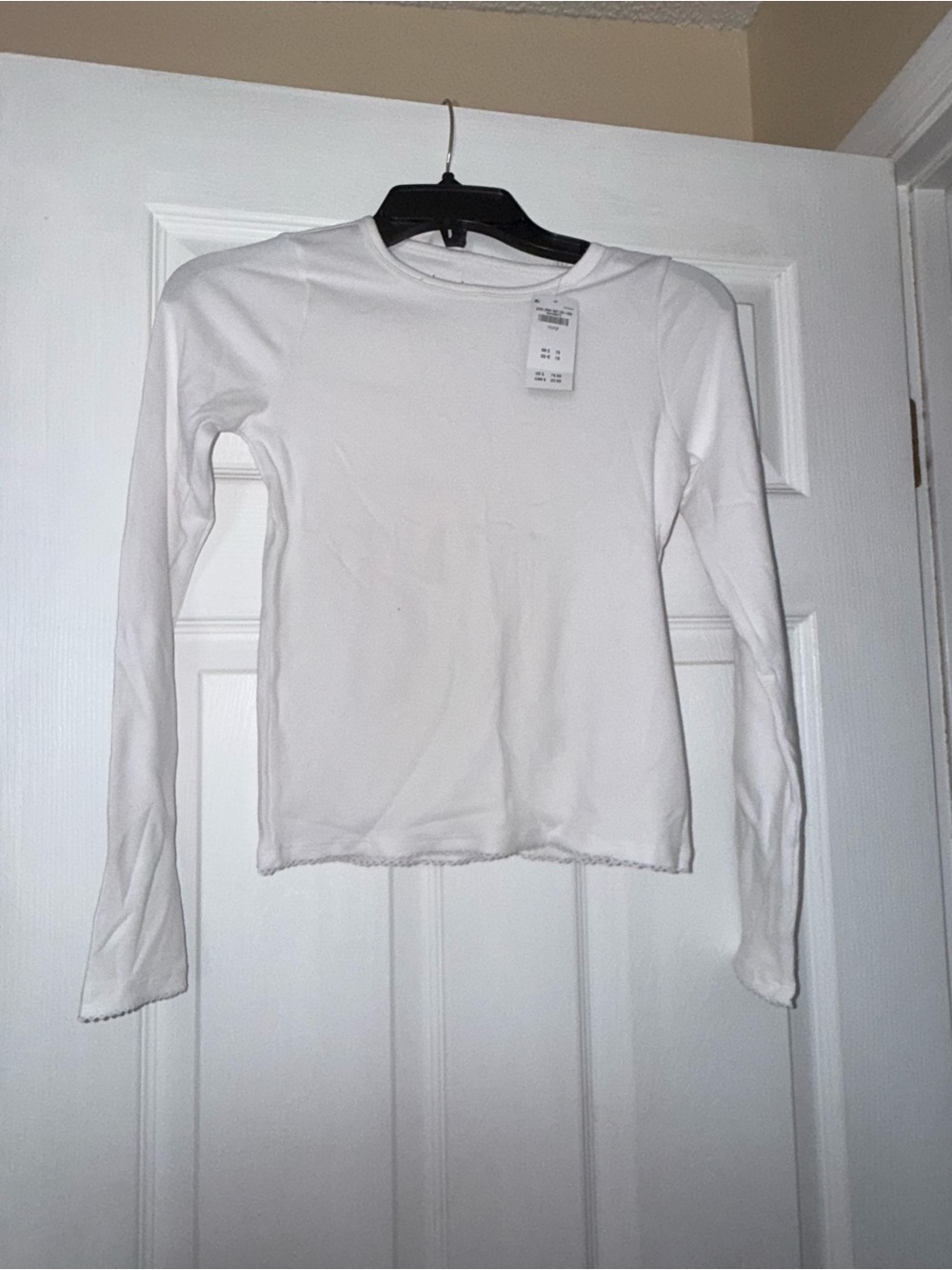 abercrombie kids White long-Sleeve Crew Tee
